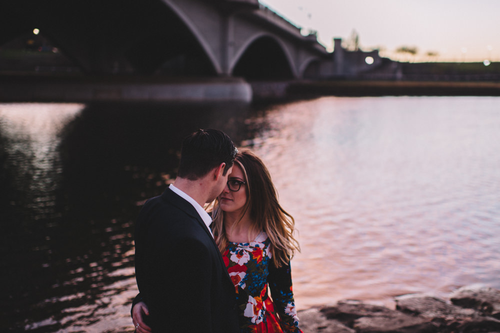 romantic columbus ohio engagement photography