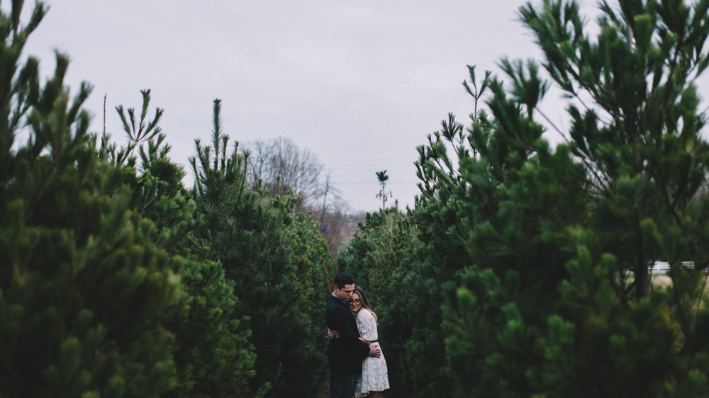 beautifully composed columbus engagement photography in columbus ohio