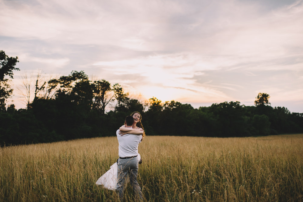 sunset wedding photography at old blue rooster wedding