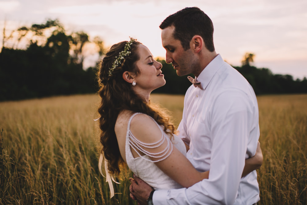 sunset wedding photography at old blue rooster wedding