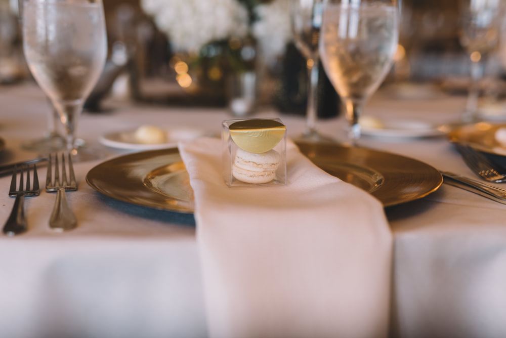 table settings at Wedgewood Country Club wedding photography in Columbus