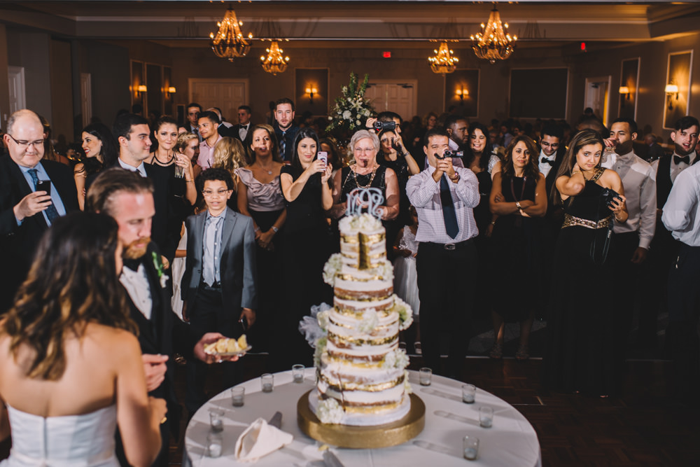 toasts at Wedgewood Country Club wedding photography in Columbus