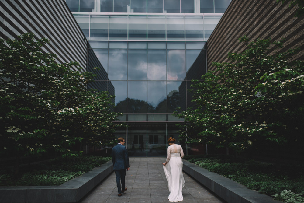 Wedding photography the Cleveland Museum of Art