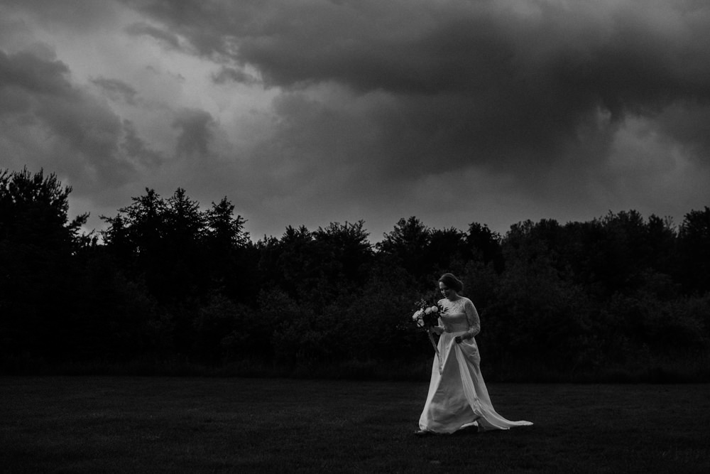 Intimate Wedding photography at Thorncreek Winery