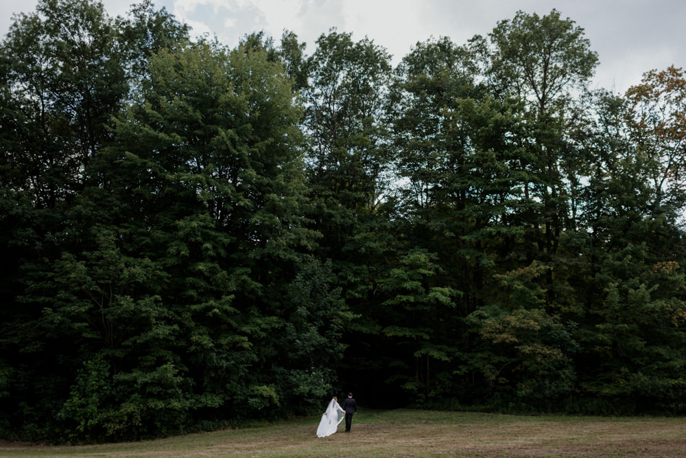 Chardon Ohio outdoor farm wedding